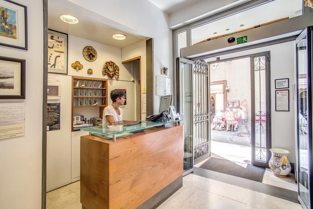 Hotel Nuova Italia Φλωρεντία Εξωτερικό φωτογραφία