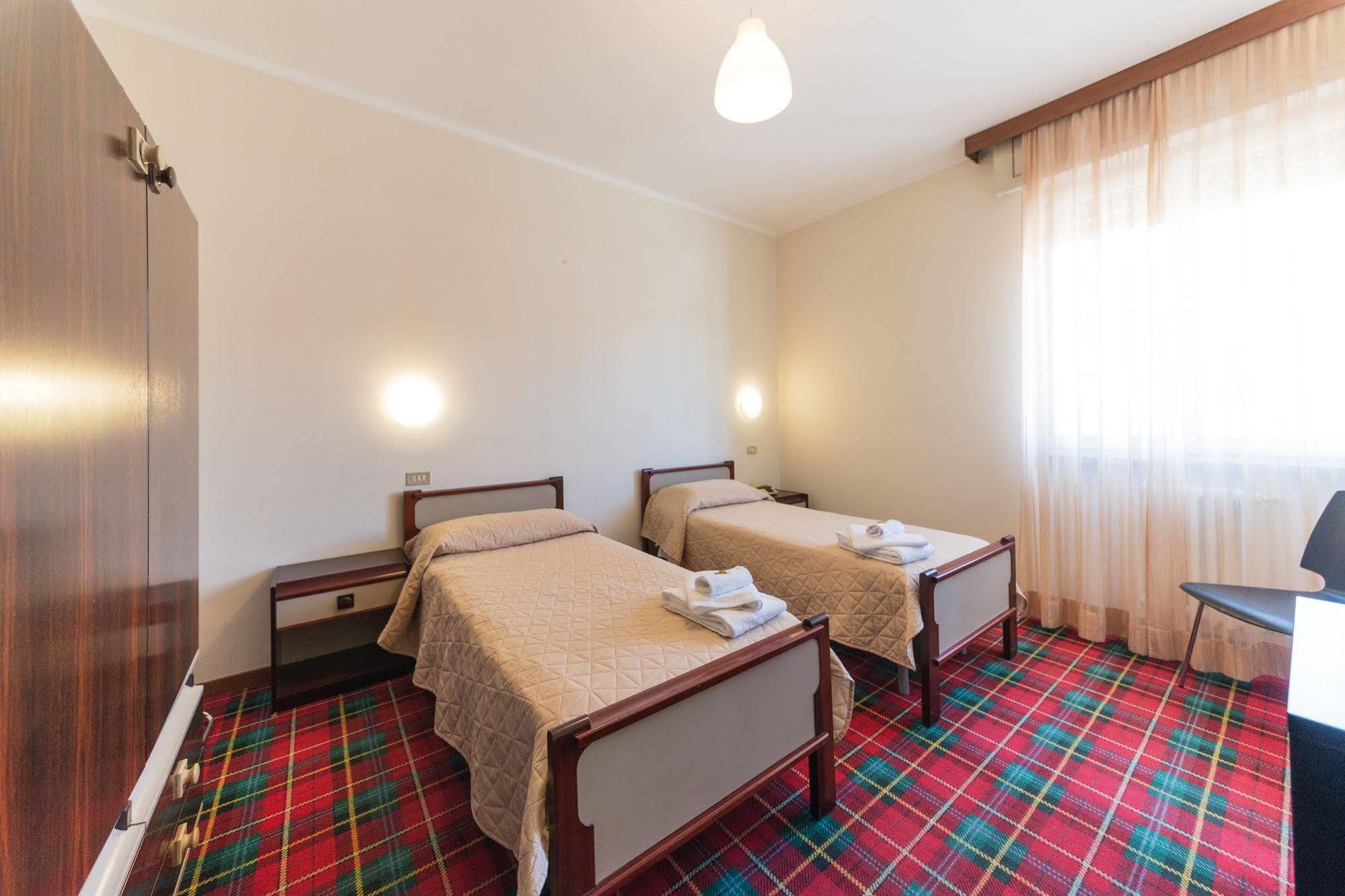 Hotel Nuova Italia Φλωρεντία Εξωτερικό φωτογραφία
