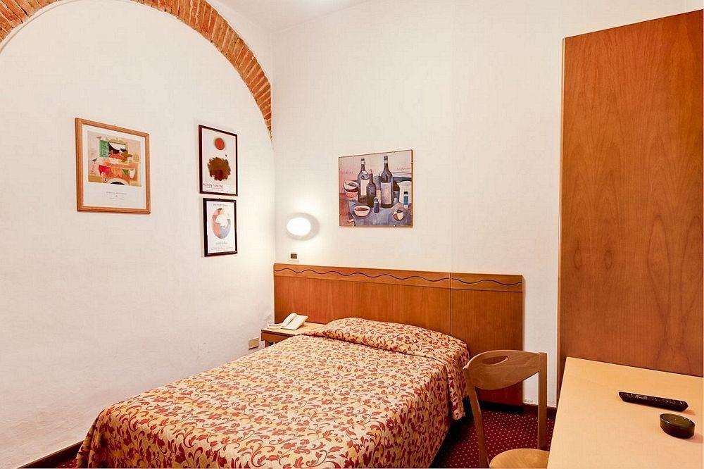Hotel Nuova Italia Φλωρεντία Εξωτερικό φωτογραφία
